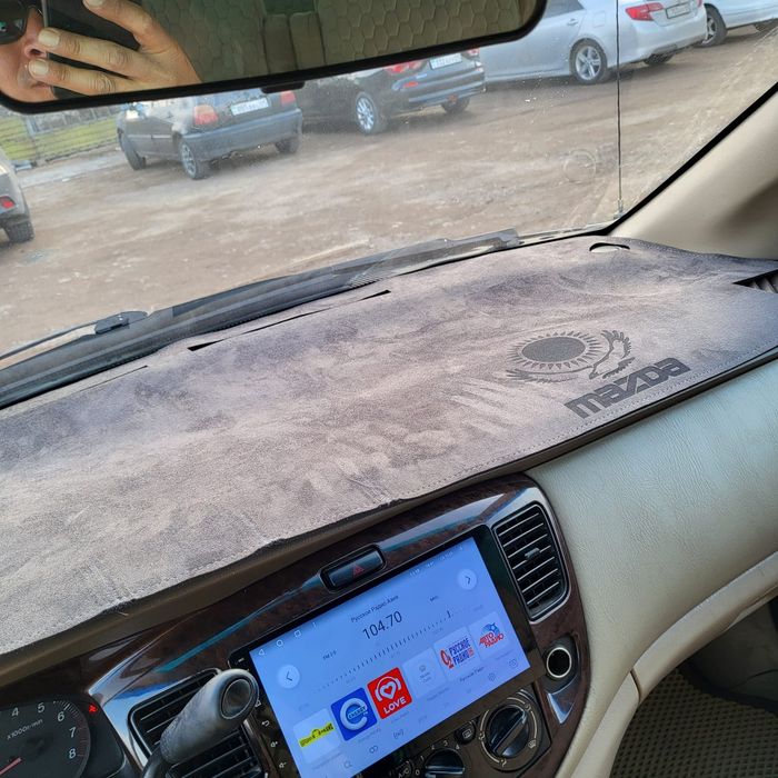 Мазда.мпв 2000г.