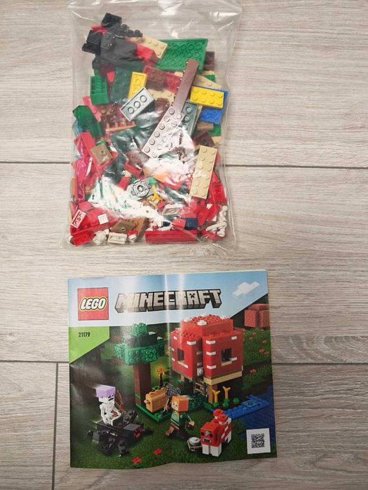LEGO® Minecraft - Casa Ciuperca 21179