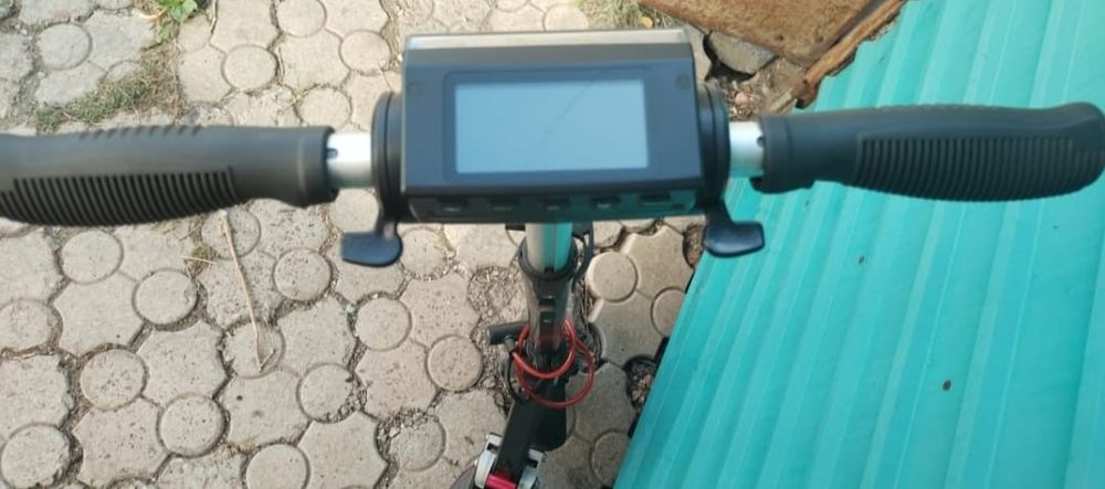 Продам 2 велосипеда и 2 самоката