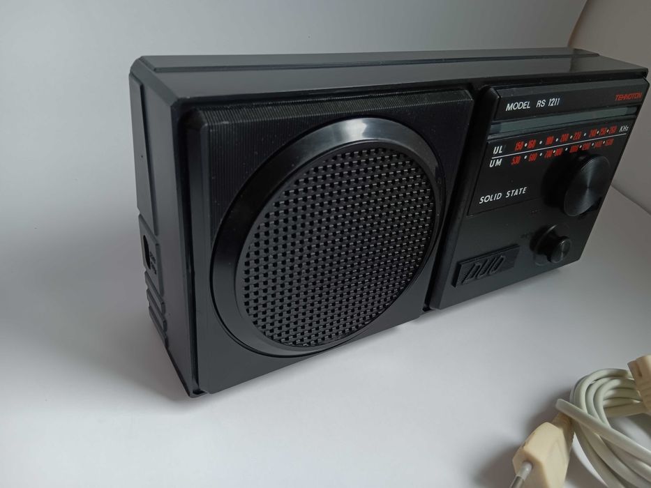 Radio vechi Romanesc Tehnoton Duo Model RS 1211, de colectie, comunism