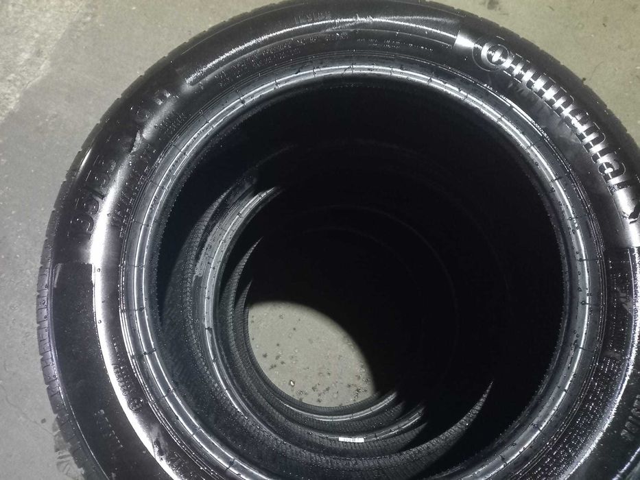 Vand 4 cauciucuri Continental noi