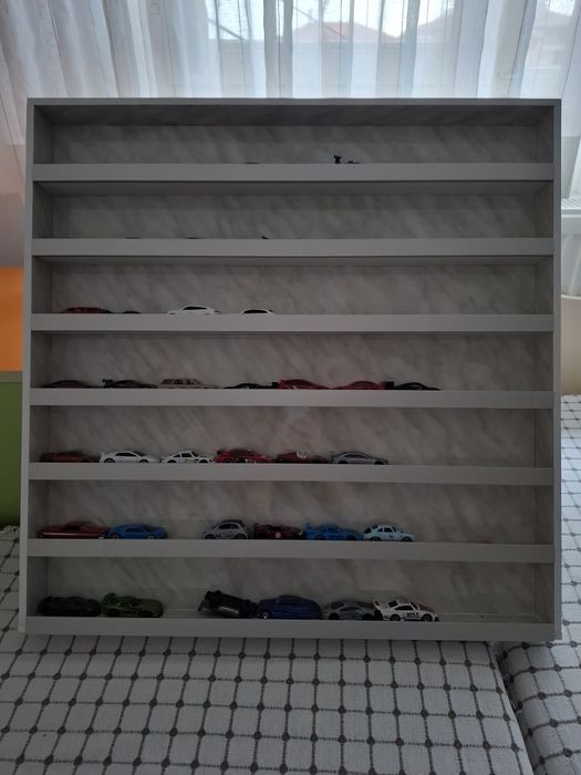 Рамка за hot wheels коли