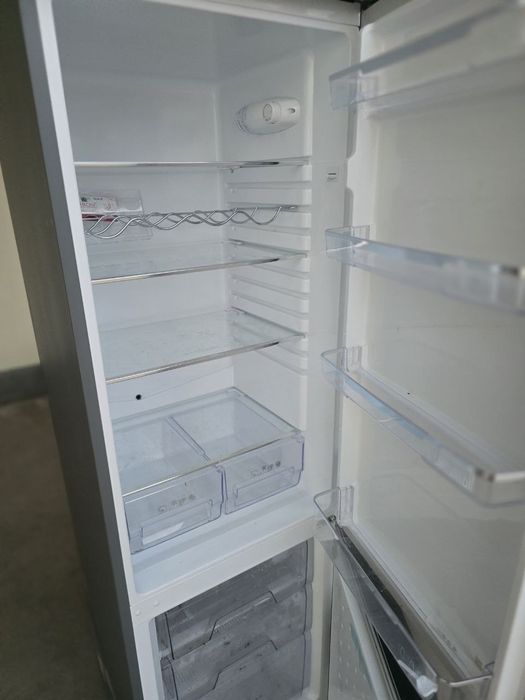 Muzlatkich nomi shivaki yangidek 1 oy iwlatilgan Manzil sherabod