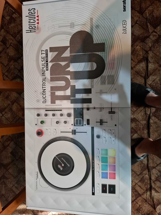 DJControl Inpulse T7