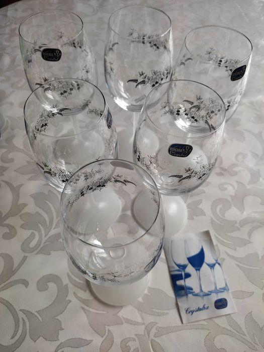 Сервиз ,бокалы ,