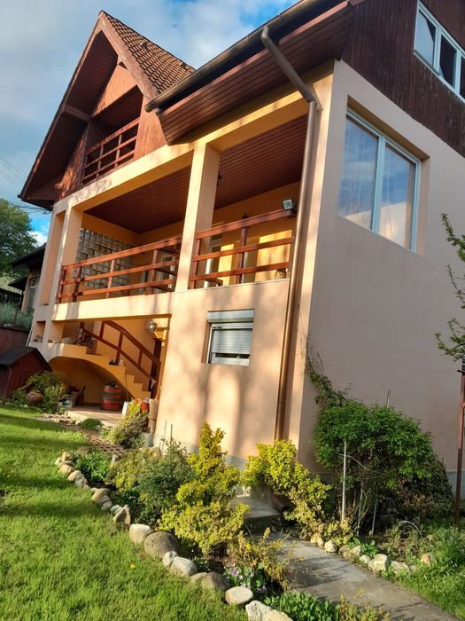 Casa P+1+ mansarda 370 mp cu teren 6100mp