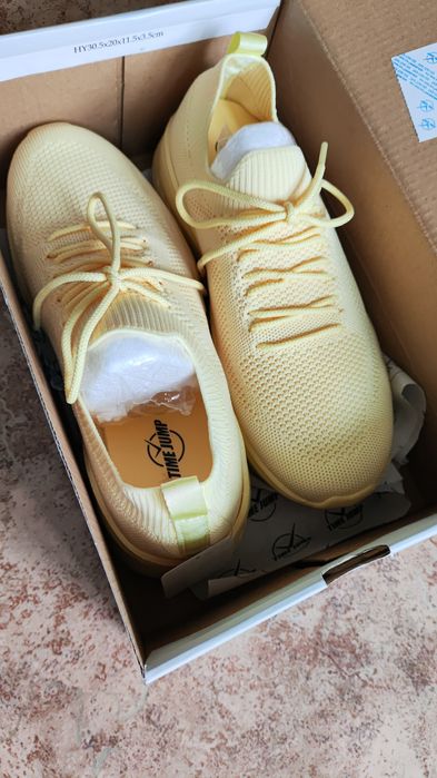 Брендовые кроссовки