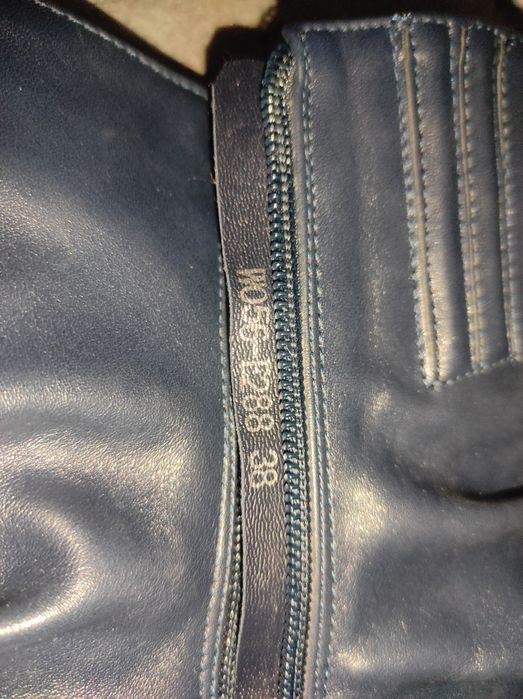 Дамски чизми/ и боти на платформа