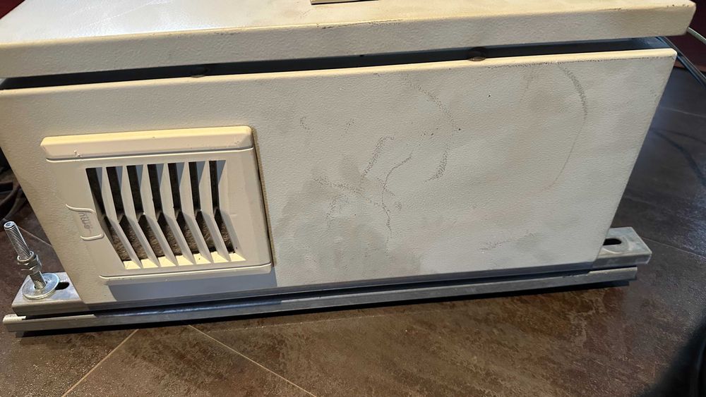 Accesorii miner IOT, cutie exterior si antene Mcgill 4- 13dbi