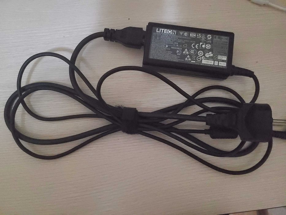 Продаетса ноутбук Acer