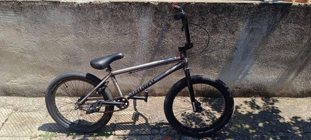 BMX Scout за трикове