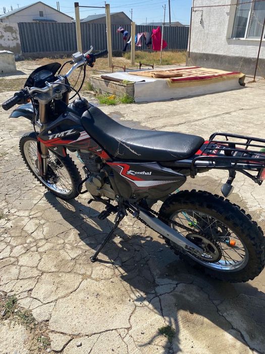 Мотоцикл эндуро 250 куб FMZ-250