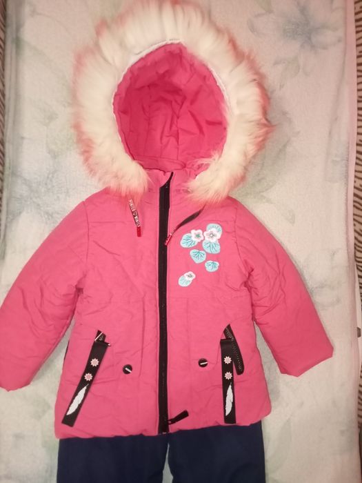 Комбинезон зимний на девочку