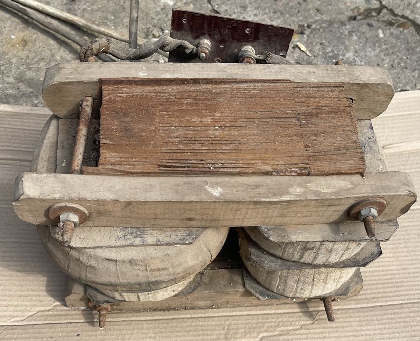 Aparat de sudura pe electrozi