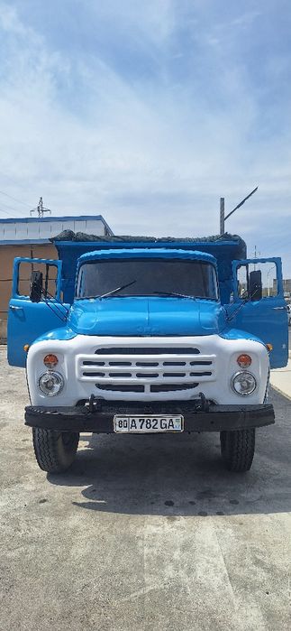ZiL 130 samasval sotiladi