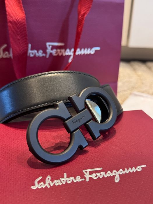 Curea Salvatore Ferragamo Reversibilă Gancini Bucle Matte Black