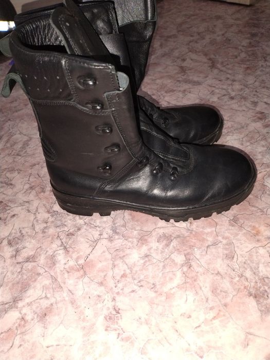 Продам берцы зимние