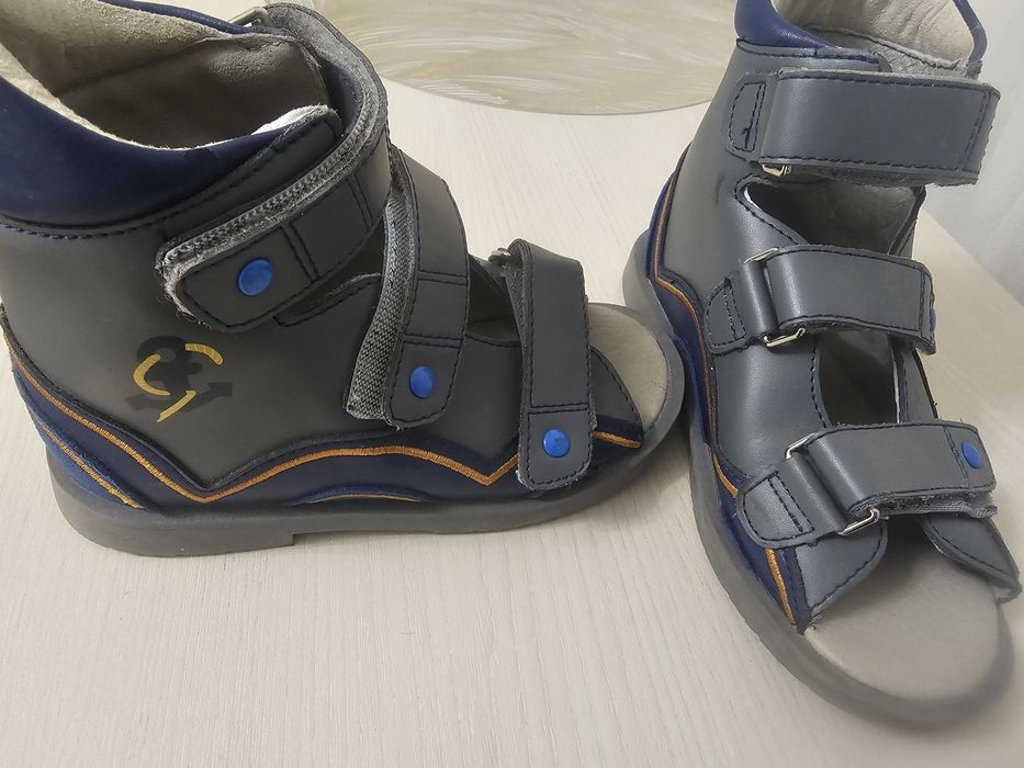 Продам ортопедические сандали