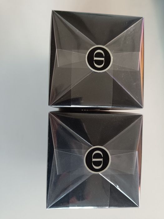 Продавам мъжки  парфюм Sausage Elixir Dior 2х  60ml
