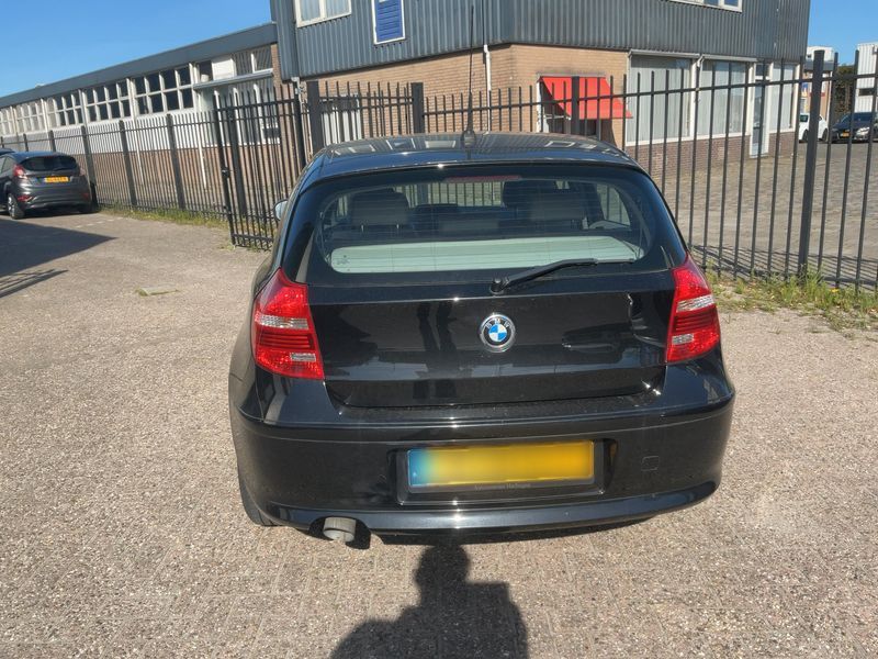 BMW 1er 116d 2011
