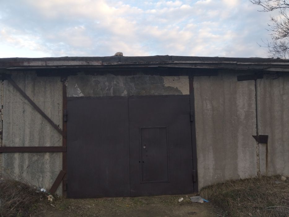 Продается большой Гараж