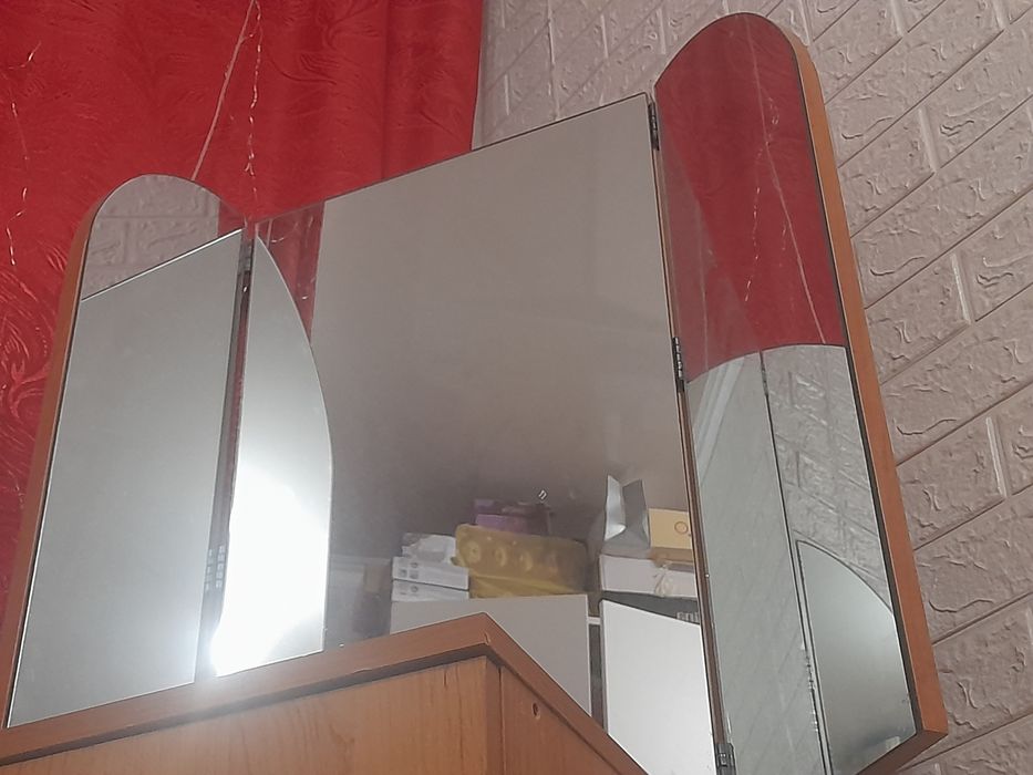 Продам трельяж зеркало (город Хромтау)