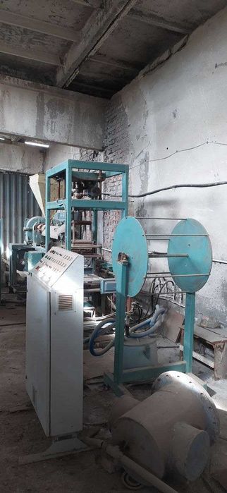 Продаётся оборудование для производства ланч-боксов (некомплект)