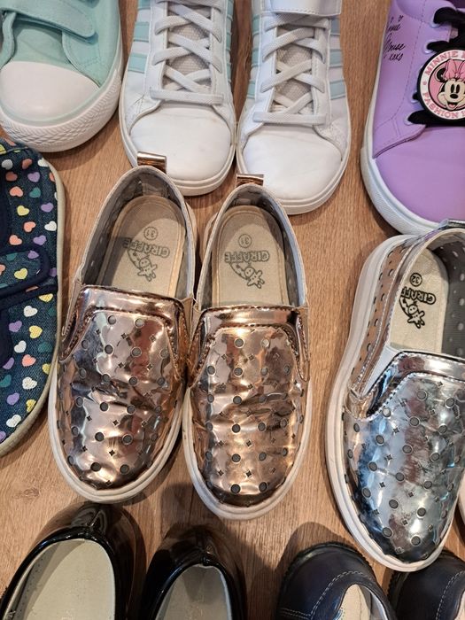 Страхотни маратонки,сандалети,чехли-10лв