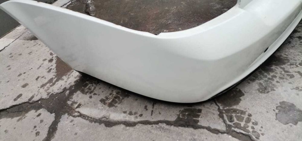 Бампер задний приора, б/у