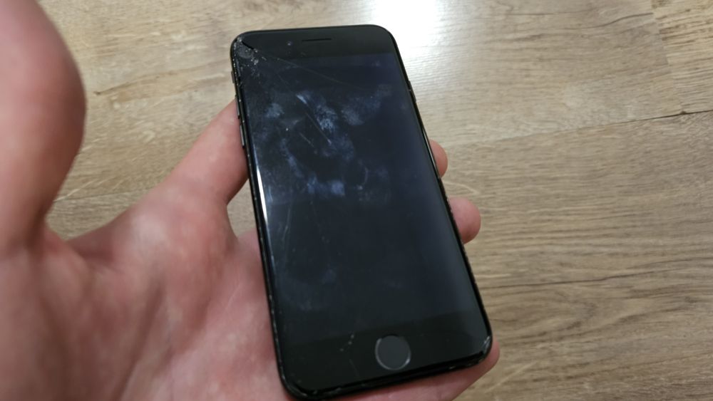 iPhone 7 negru 128Gb