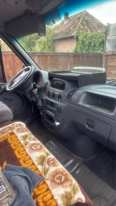 Vând Sprinter 413 CDI