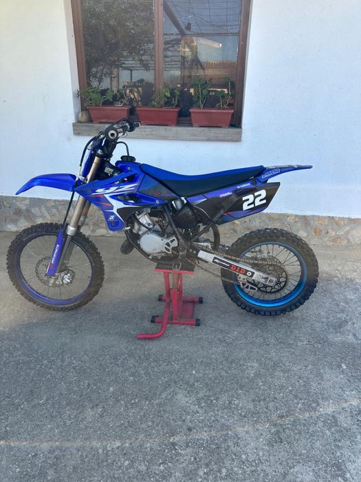 YAMAHA  YZ 2018.