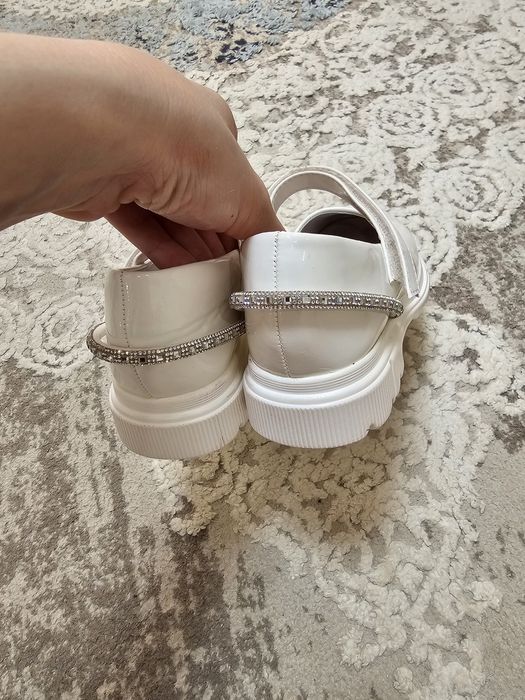 Туфельки на девочку