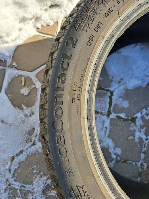 Продам шины в хорошем состоянии.