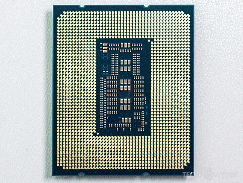 Intel Core i7 13700KF + MSI B760 Tomahawk Wi-Fi DDR5