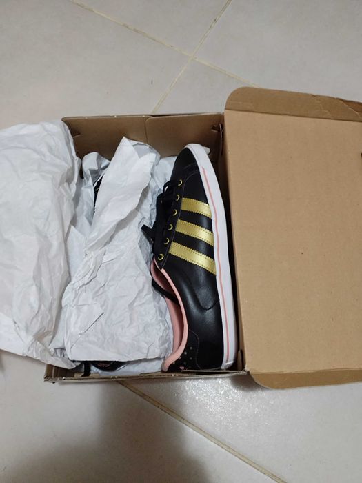 Маратонки Адидас