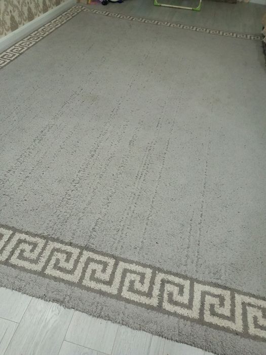 Продам ковер срочно