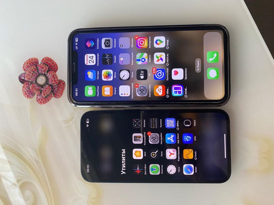 Iphone 11 Pro Max64 gb,Iphone 13 -128 gb