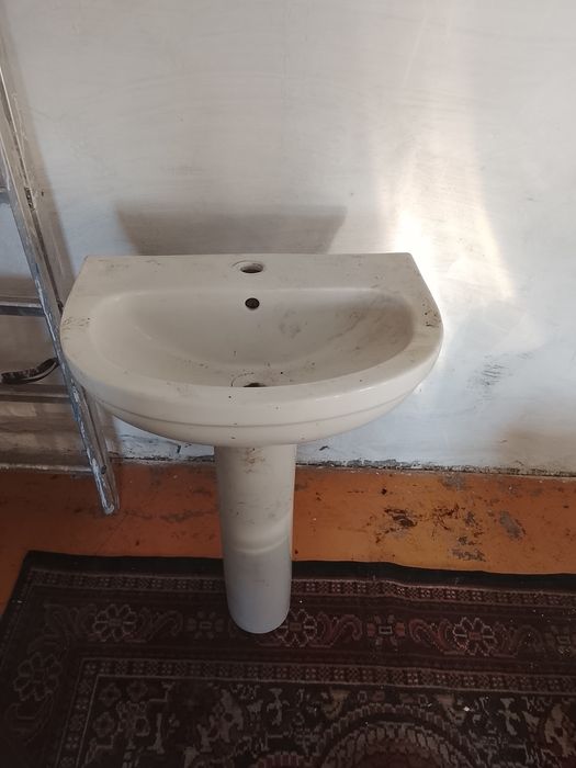 Продам раквину с педистальем