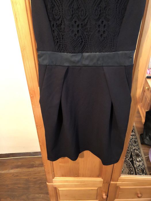 Малка черна рокля