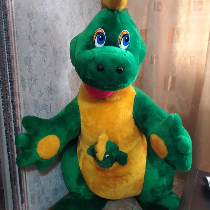 Продам, мягкая игрушка- дракон