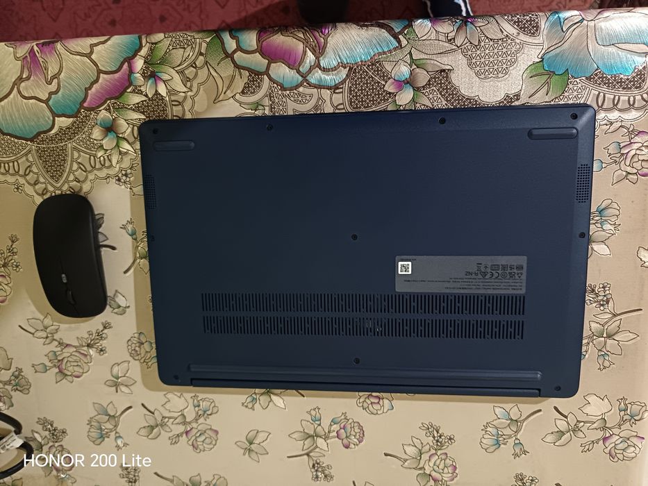 Ofis uchun noutbuk sotiladi