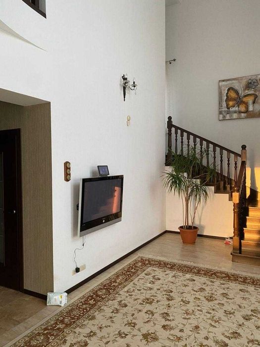 Продам коттедж на КСК