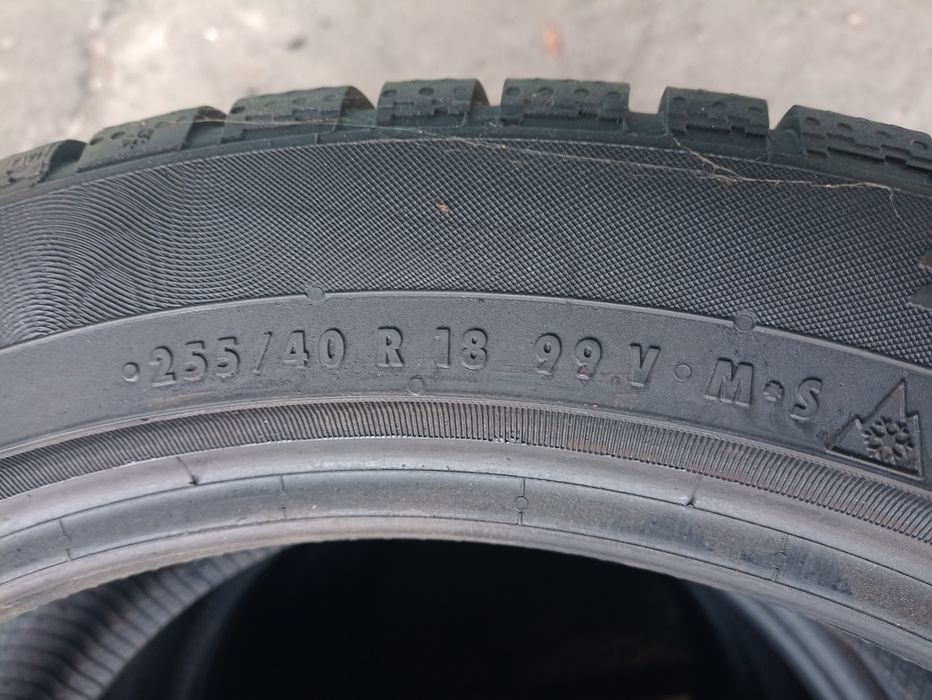 4 anvelope de iarna Continental 255/40 R18 dot 2119