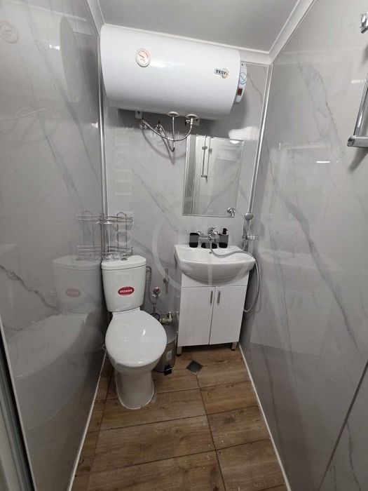 Продава се Едностаен апартамент в Пловдив, Център - 28 кв.м за 1203 €/кв.м - Снимка #11