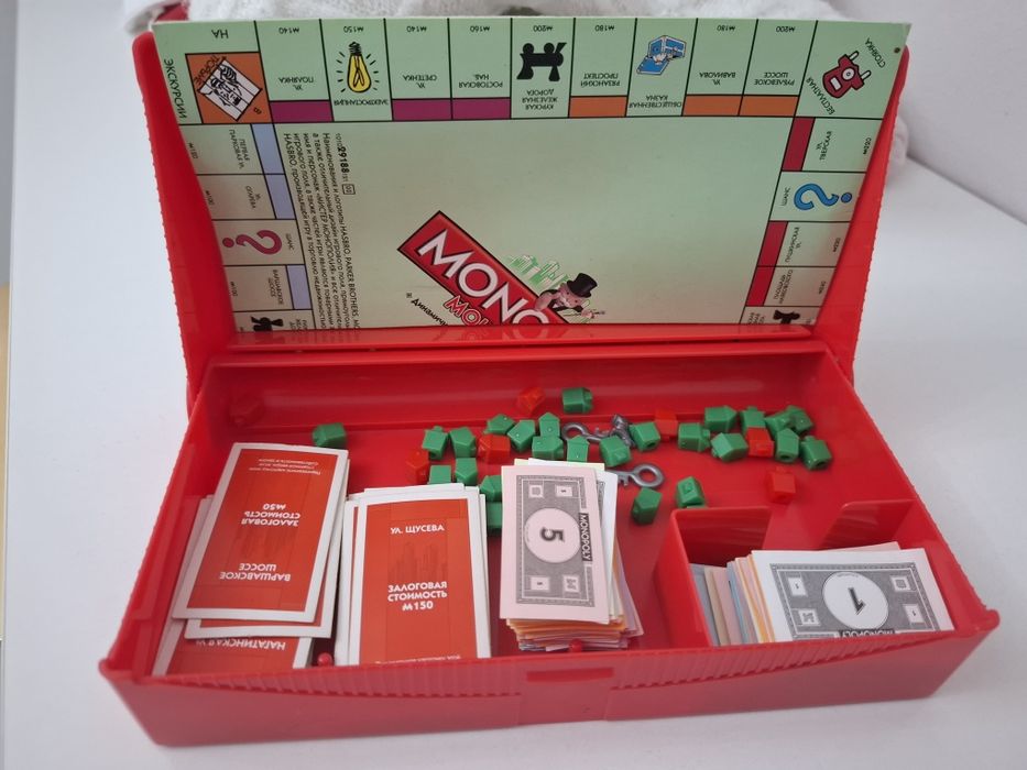 Монополия игра настольная