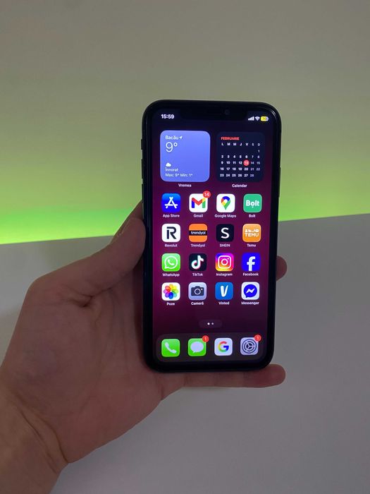 iPhone 11-64Gb /bat 84%