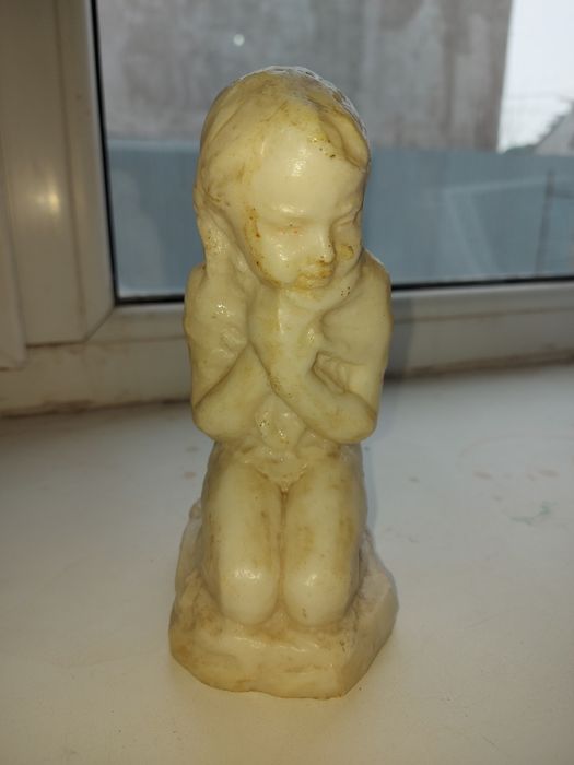 Статуя девочки раритет