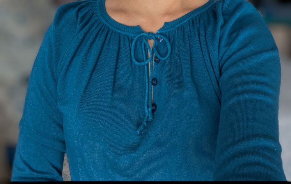 отдам вещи женские s