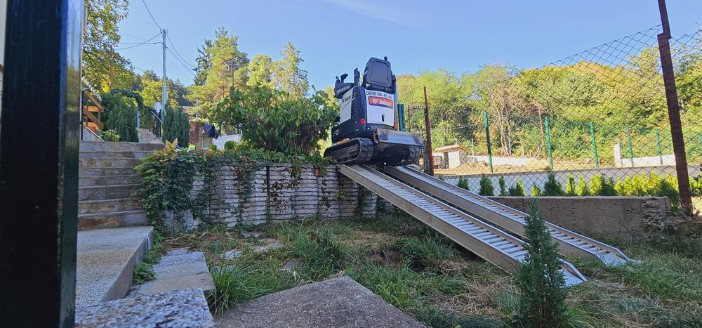 Услуги с мини багер Бобкат